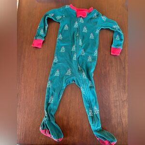 Christmas Eve tree soft cozy pjs Honest baby 18M footsie onsie winter pajamas